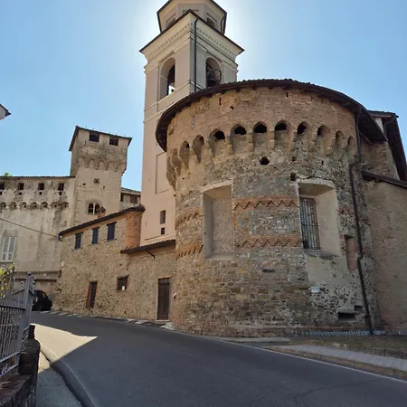 Casa Camilla, Sulle Colline Di *