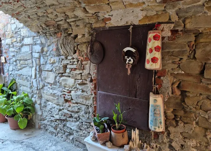Casa Camilla, Sulle Colline Di *